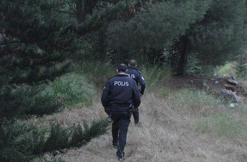 Antalya’da ağaçta asılı 20 günlük ceset bulundu
