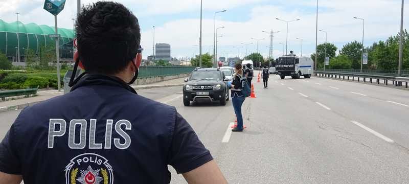 Kısıtlamanın son günü Bursa polisi kuş uçurtmadı