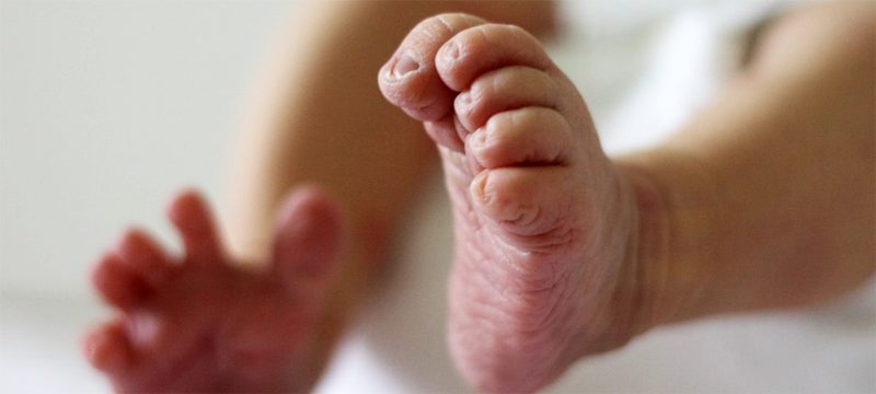 İran’da 2 bebek virüs nedeniyle hayatını kaybetti