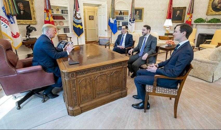 Maliye Bakanı Berat Albayrak, ABD′de Trump ile görüştü