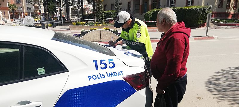 Bursa’da sokağa çıkanlar ceza yemeye devam ediyor