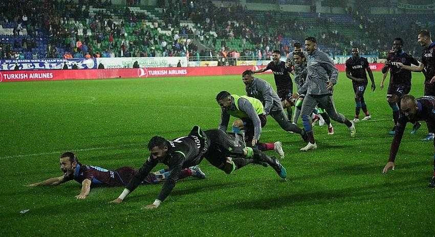 Karadeniz derbisinde gülen taraf Trabzonspor