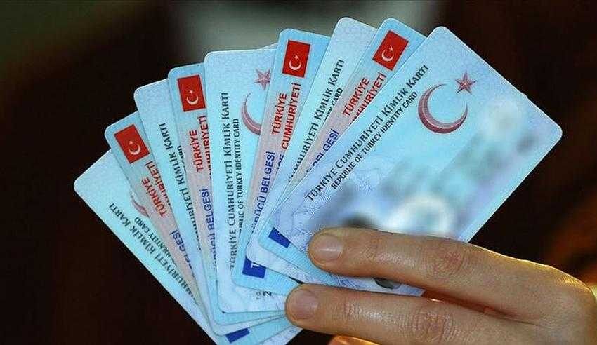 Eski tip sürücü belgelerinin değiştirilme süresi uzatıldı