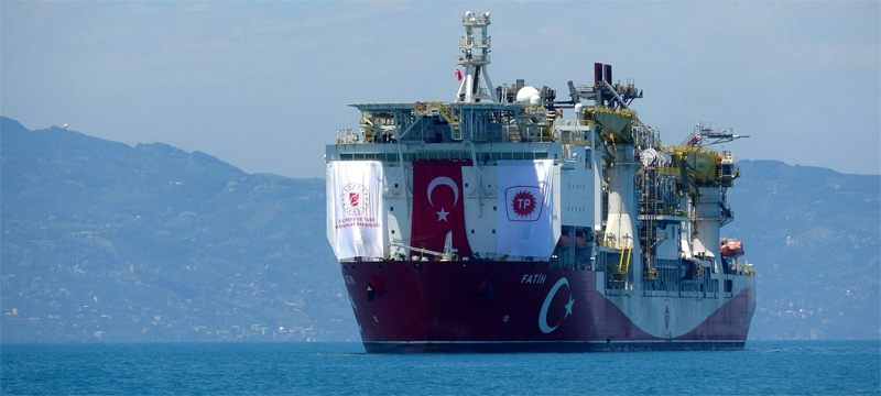 Fatih Sondaj Gemisi Trabzon Limanı’ndan ayrıldı
