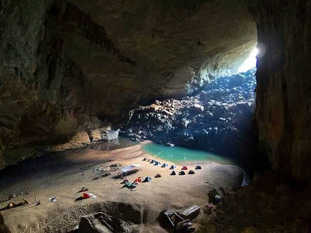 Dünyanın en büyük mağarası unutulmaz anlar yaşatıyor
