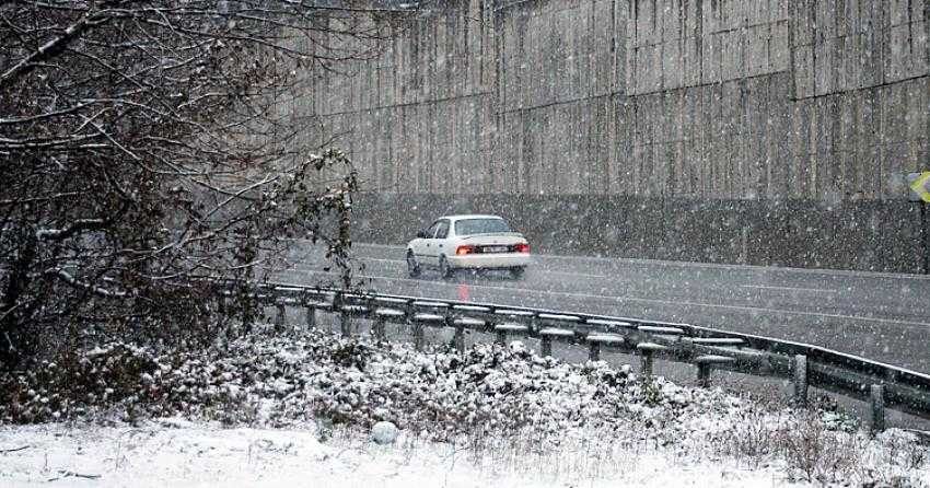 Bursa- Ankara karayolunda kar yağışı 