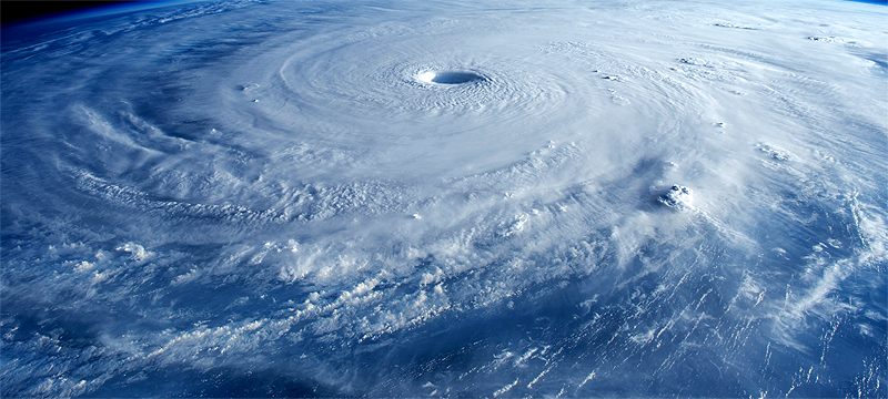 Japonya’da tayfun alarmı: 250’den fazla uçuş iptal edildi