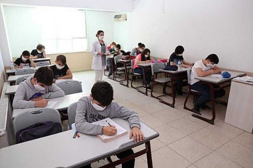 Burhaniye’de Sosyal Eğitim Merkezi açıldı