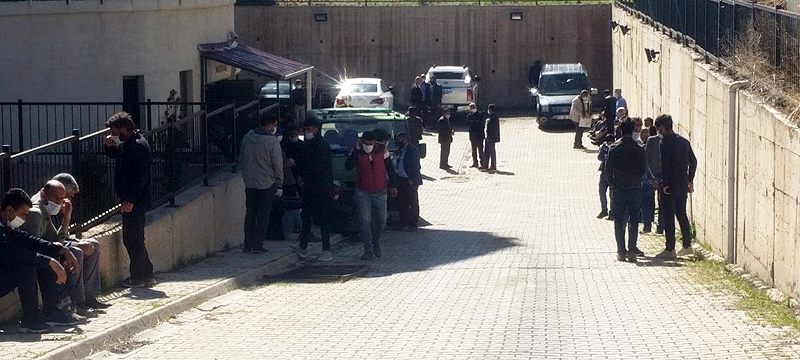 Van’da Vefa Sosyal Destek Grubuna silahlı saldırı: 2 şehit