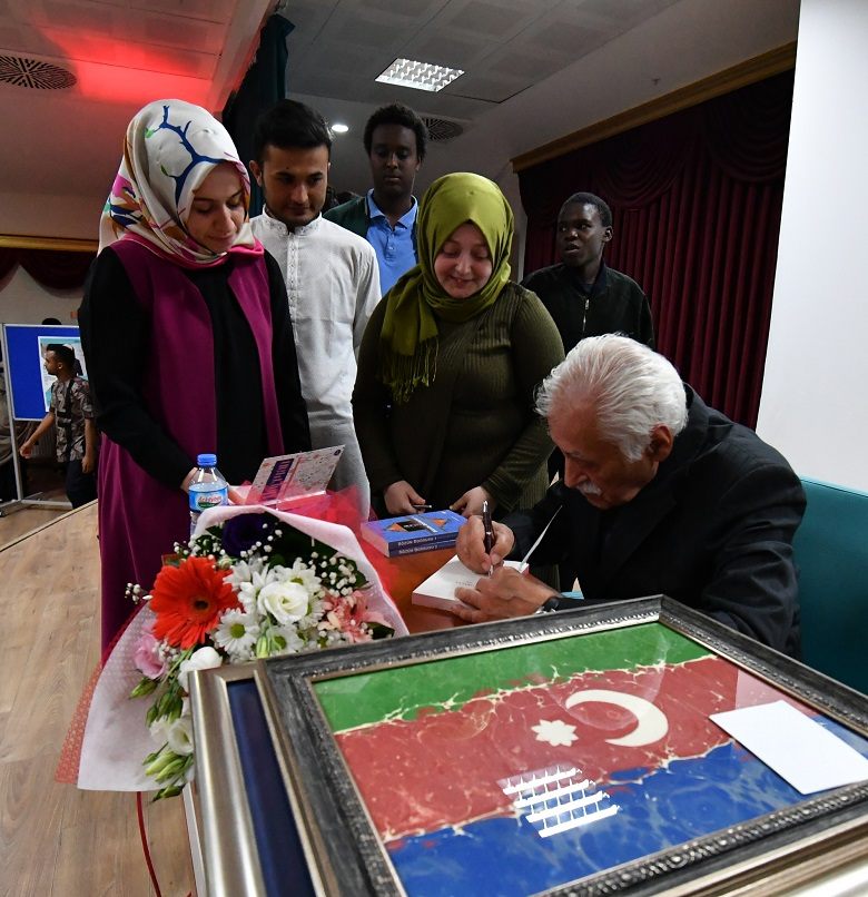 Usta Yazar Bakiler, Öğrencilerle Buluştu