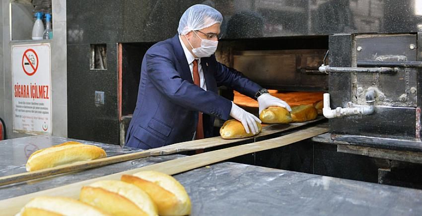 Yıldırım Belediyesi’nden her gün sıcak ekmek